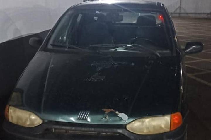 CAMPO MOURÃO: Homem é detido com alicate suspeito e resiste à abordagem no centro da cidade