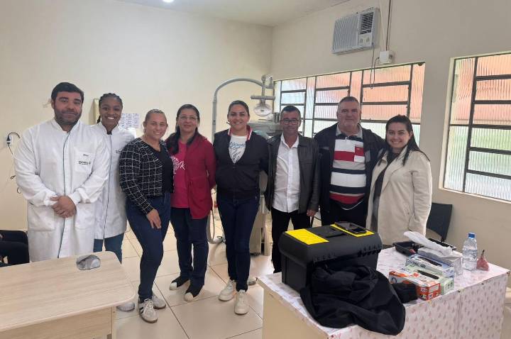 Corumbataí do Sul entrega 100 próteses dentárias a 50 pacientes pelo programa Brasil Sorridente