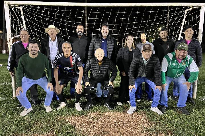 Fênix abriu o 3º Campeonato de Futebol Suíço com jogos e presença de autoridades
