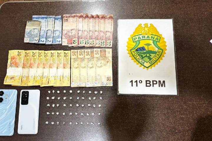 FÊNIX: Duas pessoas foram presas em flagrante pela PM em ação contra o tráfico de drogas na cidade