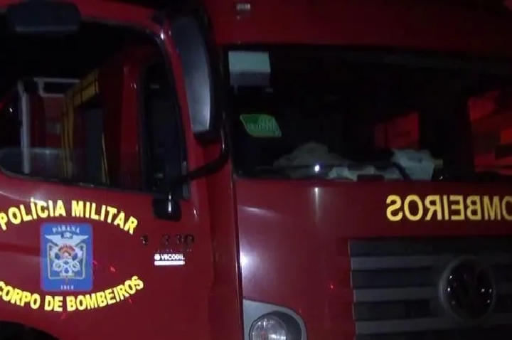 Incêndio destrói barracão e mata cerca de 65 mil pintainhos em Campo Mourão