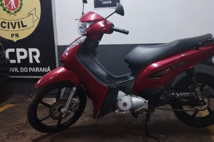 PM recupera motoneta roubada em Farol e prende dois homens