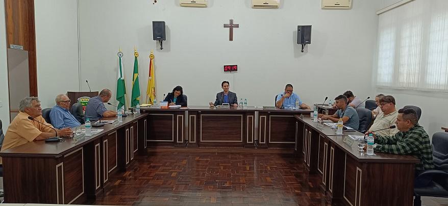 VÍDEO - Concurso Público na Câmara de Engenheiro Beltrão é anunciado pelo Presidente Gustavo durante a 24ª Sessão