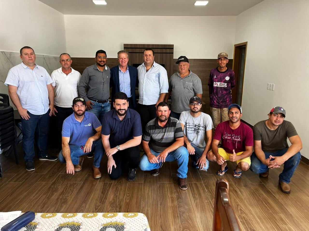 Lideranças de Quinta do Sol se reuniram com o deputado Luís Corti em busca de investimentos para o município