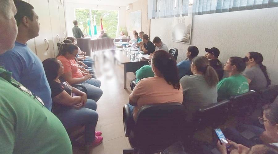 Vereadores de Barbosa Ferraz votaram projetos de lei e resoluções em duas sessões nesta segunda, dia 19