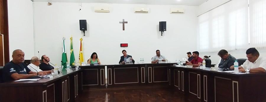 Câmara de Engenheiro Beltrão protocolou reclamação na sede da Copel em Curitiba e aprovou projetos na sessão desta segunda