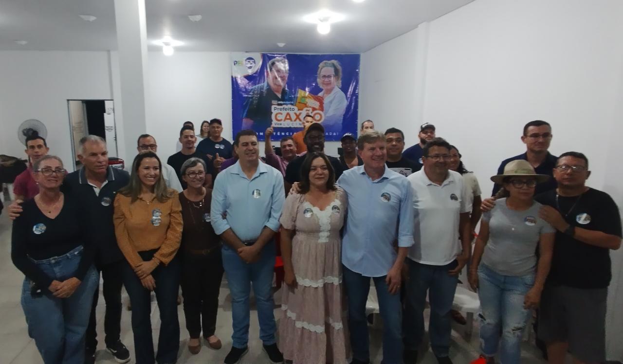 ELEIÇÕES BARBOSA FERRAZ: Deputado federal Nelsinho Padovani visita comitê de Carlos Caxão e declara apoio ao grupo