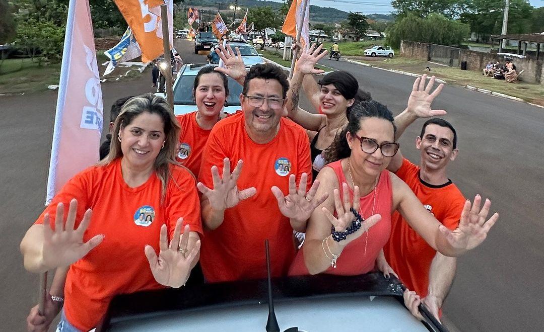 BARBOSA FERRAZ: Carlos Caxão vence eleição com 44,01% dos votos válidos e só três vereadores atuais mantêm suas cadeiras para 2025