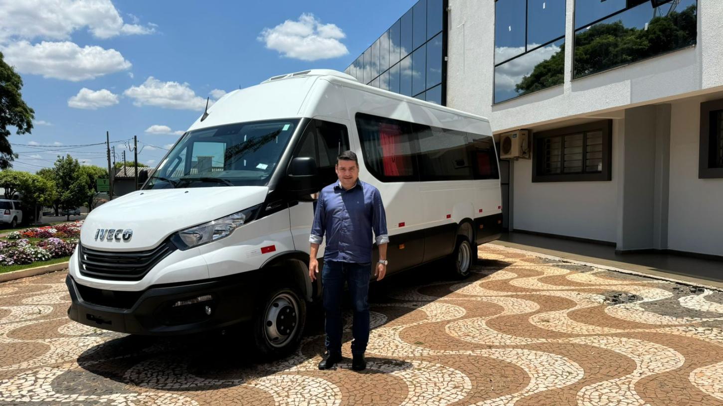 Esporte de Engenheiro Beltrão ganha veículo zero com apoio do Governo Estadual e Ademar Traiano