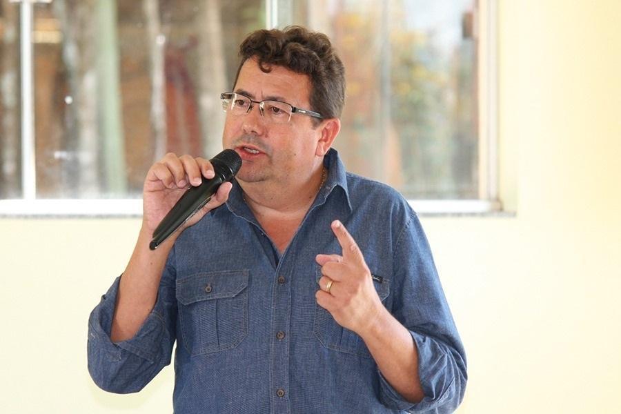 Carlos Caxão, prefeito eleito de Barbosa Ferraz, forma equipe de transição que inicia os trabalhos no dia 19 de dezembro