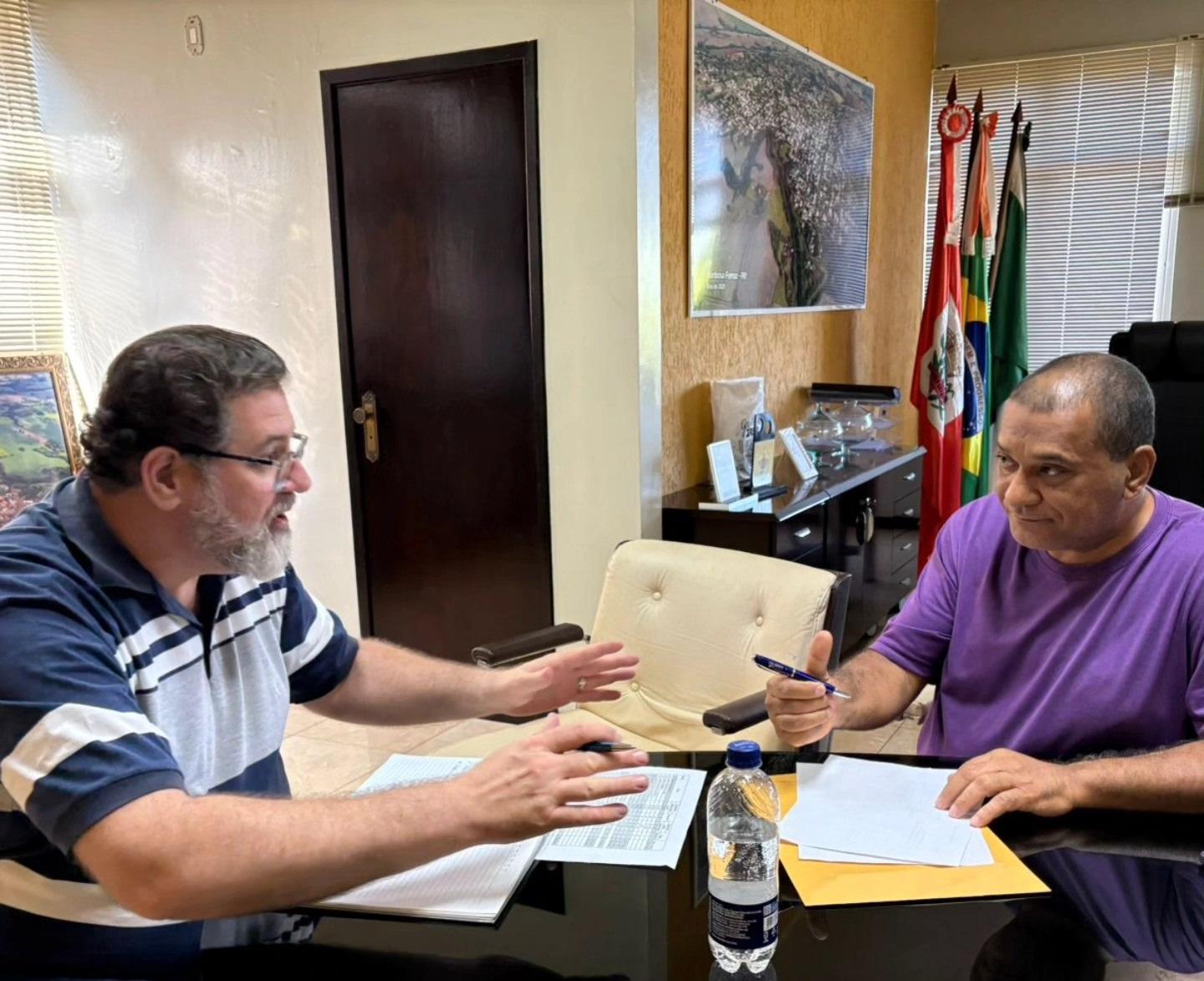 Barbosa Ferraz: Eleito vereador cinco vezes, Roxinho começa mandato alinhado com atual administração