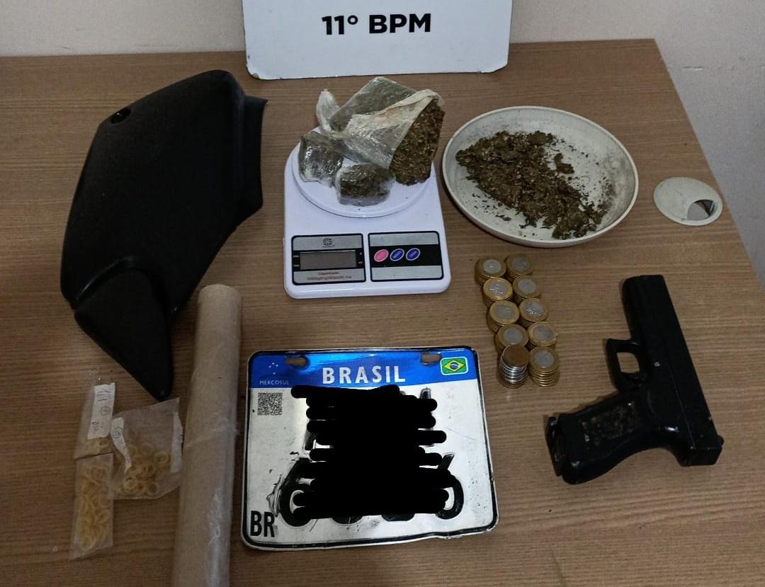 Adolescente foge da PM em Campo Mourão e é apreendido com drogas e simulacro de arma