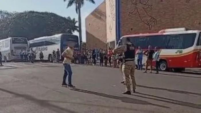 Homem é baleado por policial em Lunardelli durante abordagem em frente ao Santuário de Santa Rita de Cássia