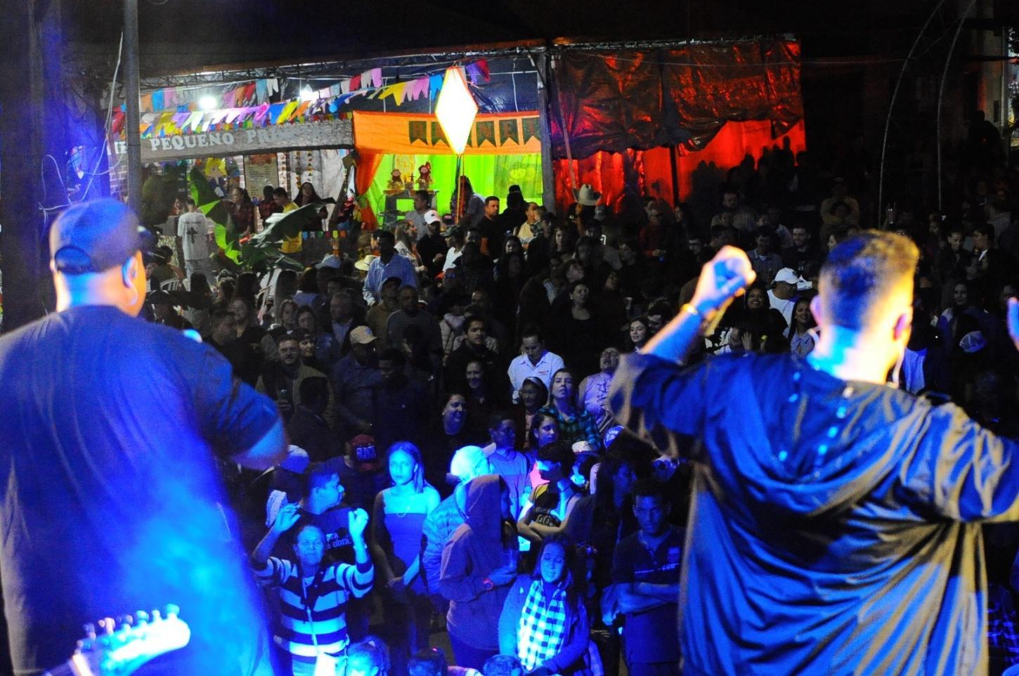 Engenheiro Beltrão: Show da Banda Metrô é neste domingo no 4º Arraial Municipal