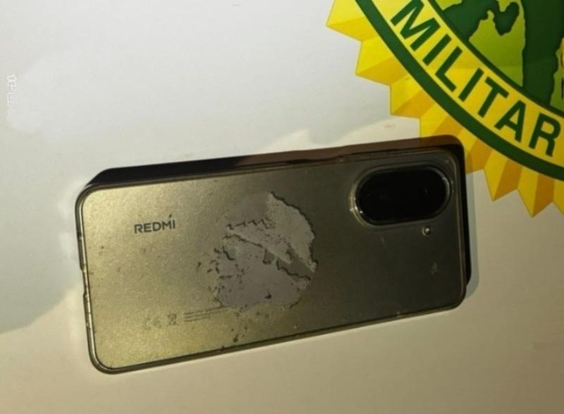 Polícia Militar de Iretama prende três pessoas por roubo de celular e recupera aparelho