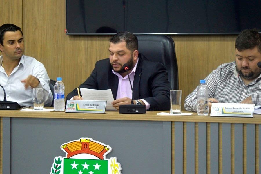 Câmara de Barbosa Ferraz vota nesta segunda-feira projeto que prevê reembolso de alimentação para servidores municipais em viagem de serviço