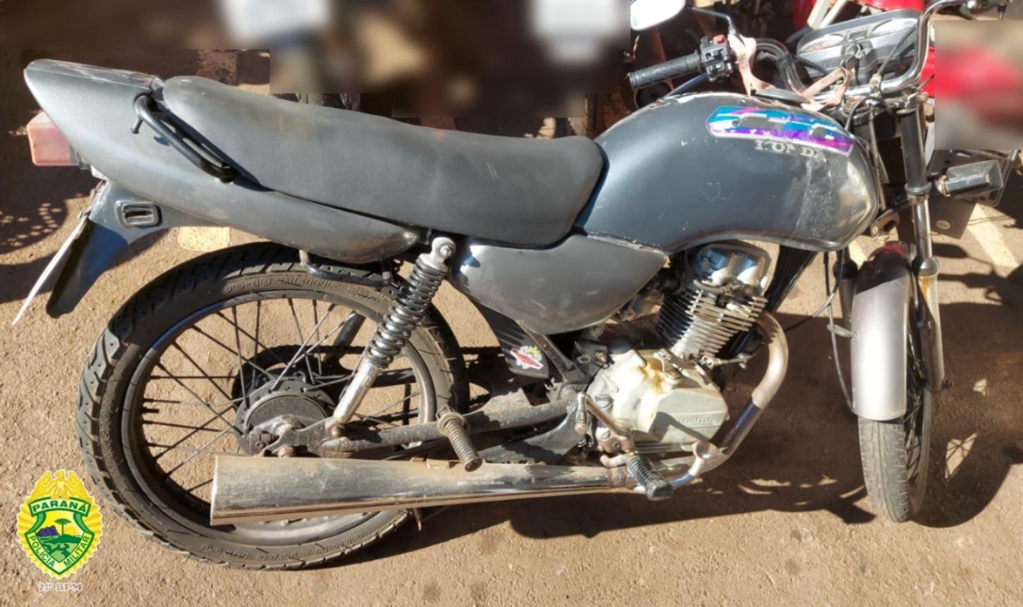 Homem é preso com motocicleta adulterada no Jardim Lar Paraná, em Campo Mourão