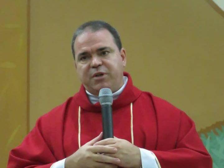 Câmara de Barbosa Ferraz fará Sessão Solene na próxima quinta-feira, dia 04, para conceder Título de Cidadão Honorário ao Padre Carlos