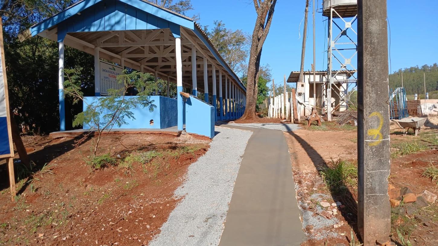Corumbataí do Sul revitaliza quadra de malha da Vila Rural Novos Caminhos
