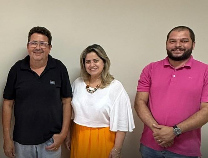 CRAS de Barbosa Ferraz garante R$ 100 mil para viagem da melhor idade ao litoral, com apoio do vereador Dedé