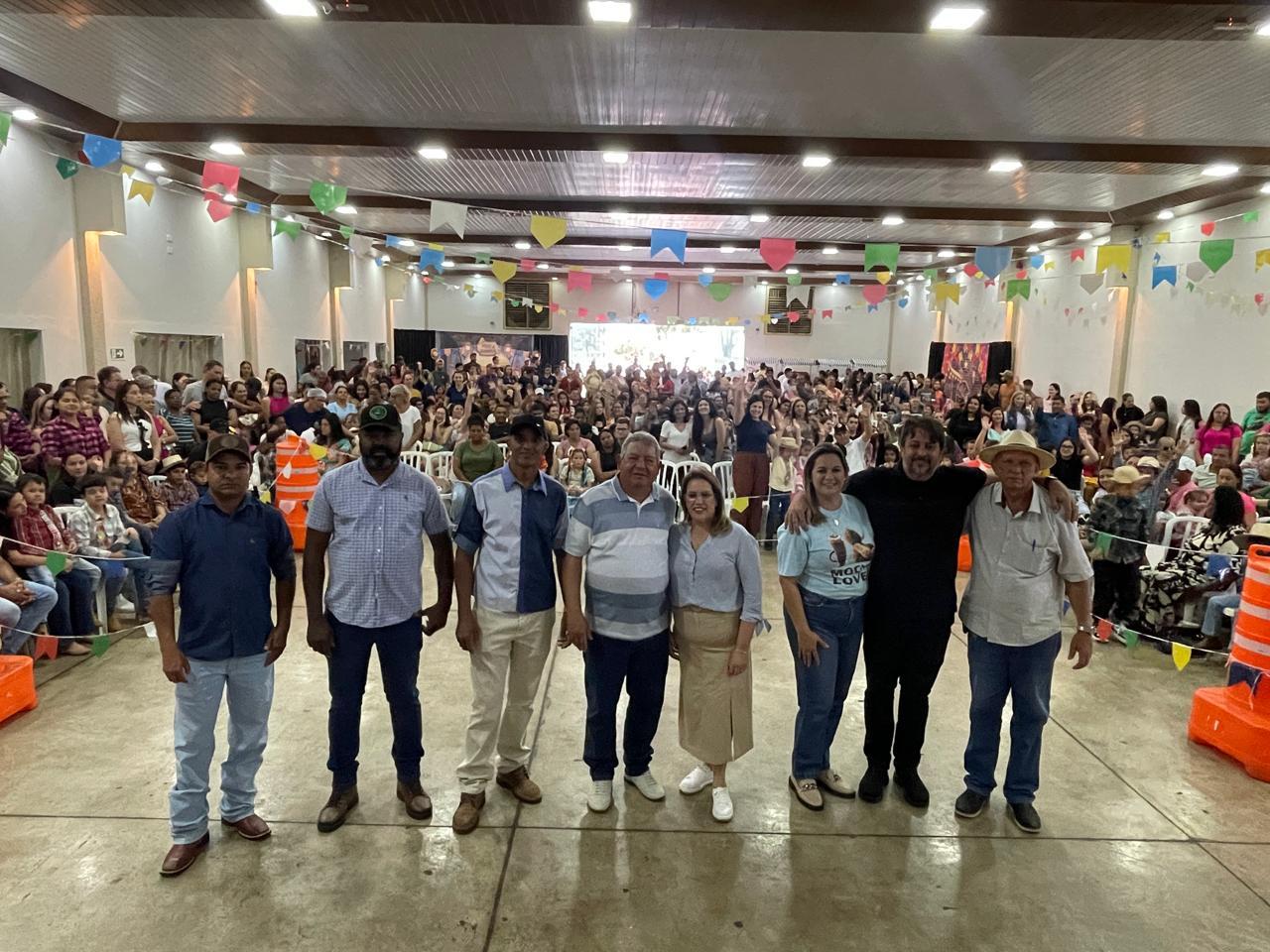 Fênix realizou festa Julina gratuita para famílias da rede municipal de ensino neste último final de semana
