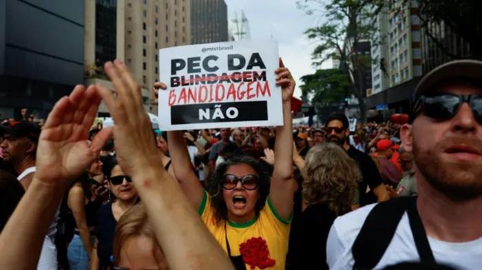 Senado rejeita a “PEC da Bandidagem” por decisão unânime da CCJ