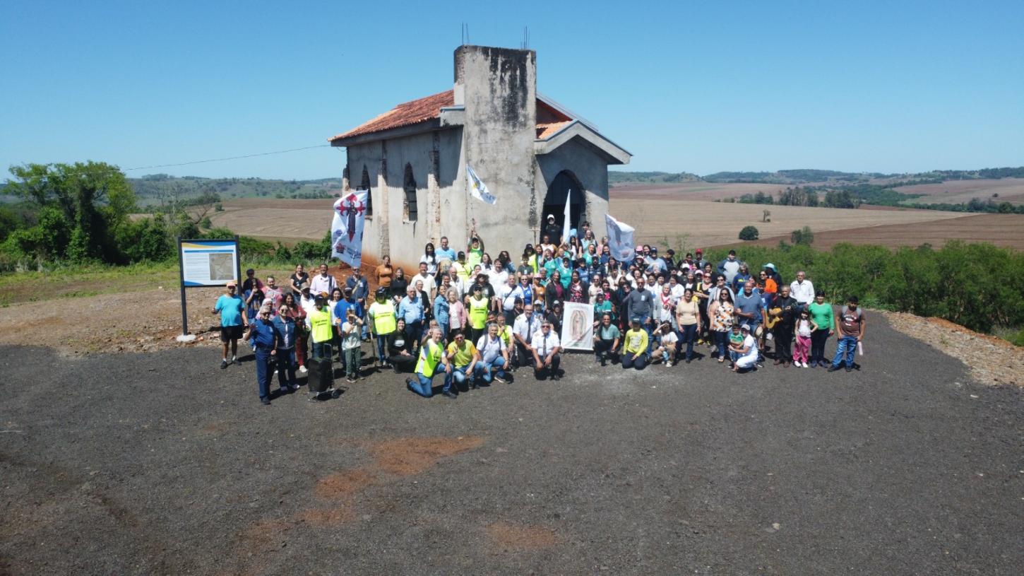 FÊNIX: Rota da Fé reúne fiéis na Catedral São José de Campo Mourão em peregrinação religiosa até Fênix