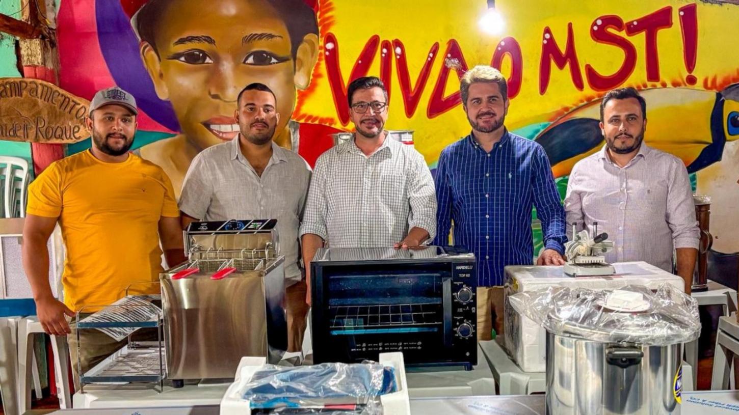 Prefeito e vice de Quinta do Sol participaram da entrega de cozinha comunitária no Acampamento Catarina; apoio de Gleisi Hoffmann e Arilson Chiorato