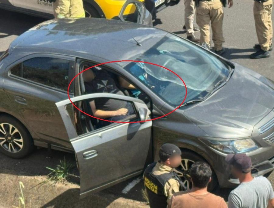 Foi furtado em Campo Mourão o carro usado por criminosos mortos em confronto com a PM em Maringá; criminosos foram identificados