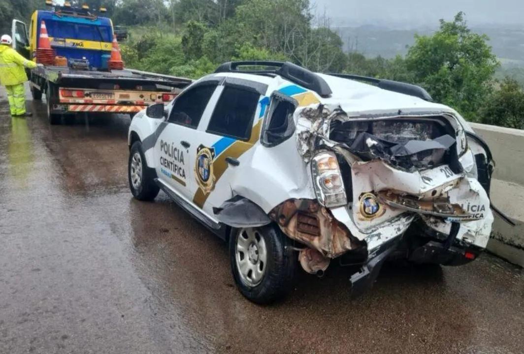Polícia Civil e PRF deflagram operação contra quadrilha que usava veículos “oficiais” para transportar drogas no Paraná