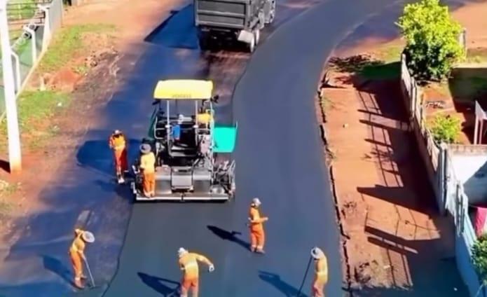 Quinta do Sol inicia recuperação do asfalto com investimento de R$ 1 milhão; ruas com pedras irregulares também serão recapeadas