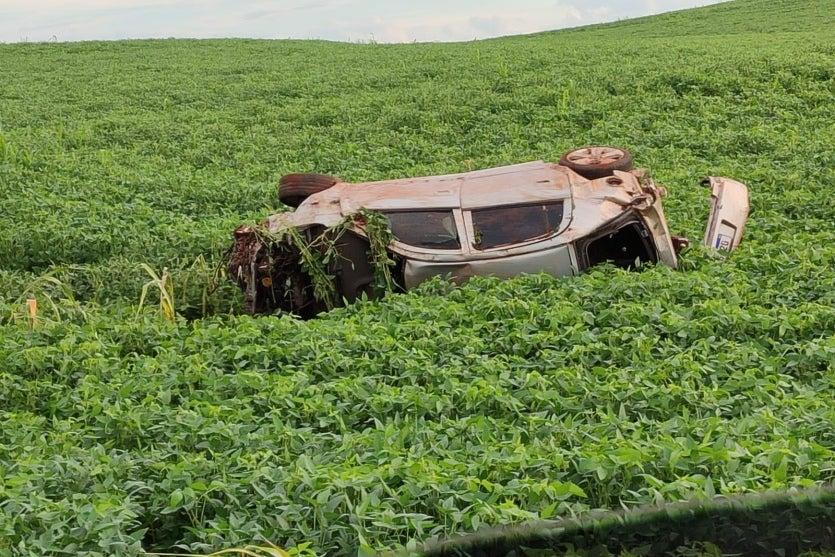 Capotamento na PR-082 deixa homem morto entre Engenheiro Beltrão e Terra Boa