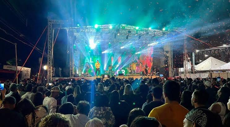 Engenheiro Beltrão recebe show da Banda Metrô na virada do ano