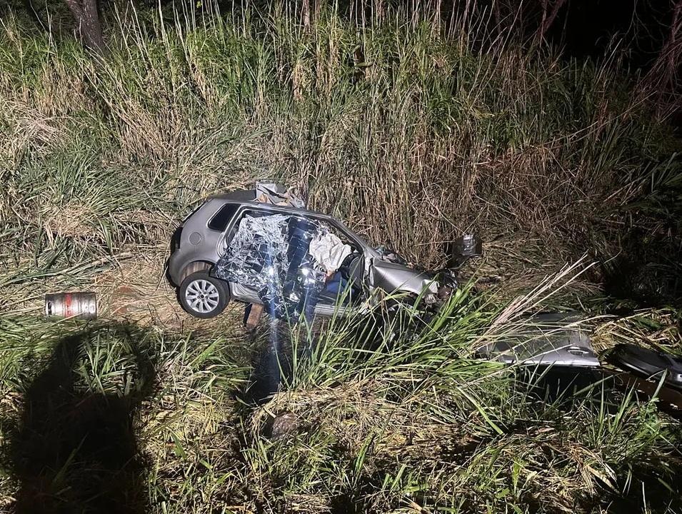 TRAGÉDIA: Cinco pessoas morrem em grave acidente na PR-444, em Arapongas