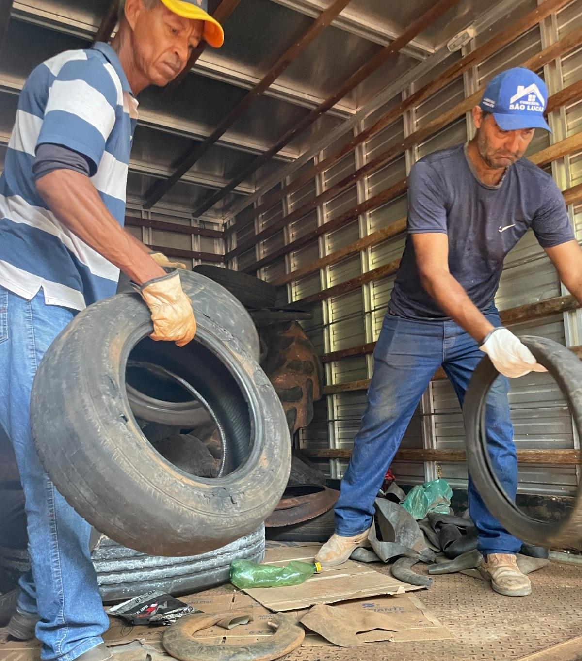 Quinta do Sol realiza mutirão para recolher pneus e combater o Aedes aegypti