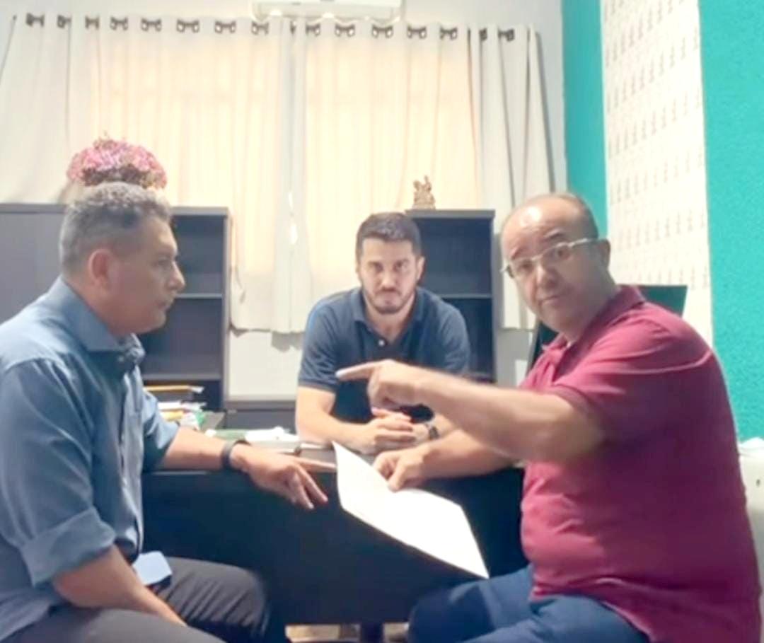 Barbosa Ferraz recebe R$ 400 mil para saúde e garante mais recursos para obras no Santuário, solicitados pelo vereador professor Luciano