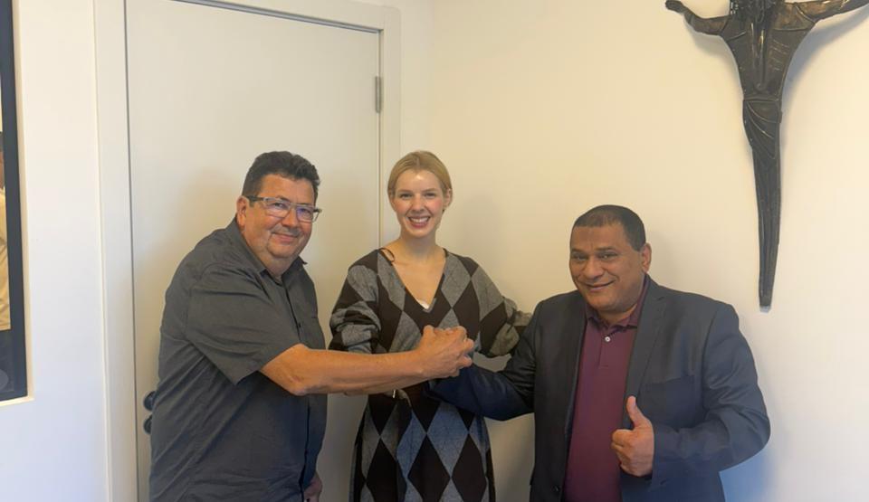 BARBOSA FERRAZ: Vereador Roxinho declara apoio à deputada federal Luísa Canziani nas eleições deste ano e se une ao prefeito Carlos Caxão