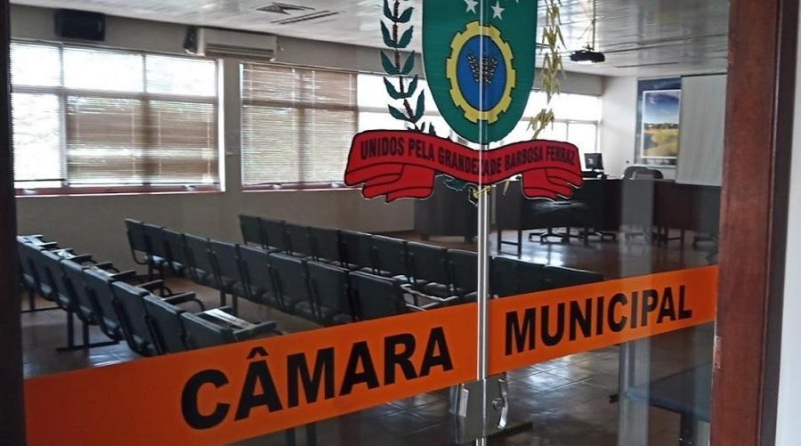 Câmara de Barbosa Ferraz realiza sessão ordinária nesta segunda-feira (02)