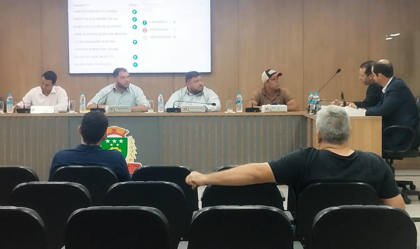 Câmara de Barbosa Ferraz vota projeto sobre lixeiras e proposta que altera cobrança do ISSQN nesta segunda