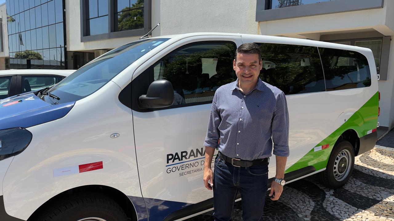 Engenheiro Beltrão recebe nova van para reforçar transporte da saúde; apoio de Ademar Traiano