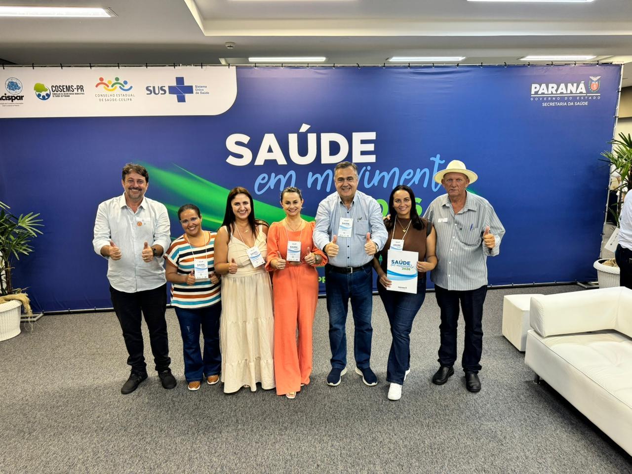 Equipe de saúde de Fênix participa de encontro estadual do PlanificaSUS em Curitiba