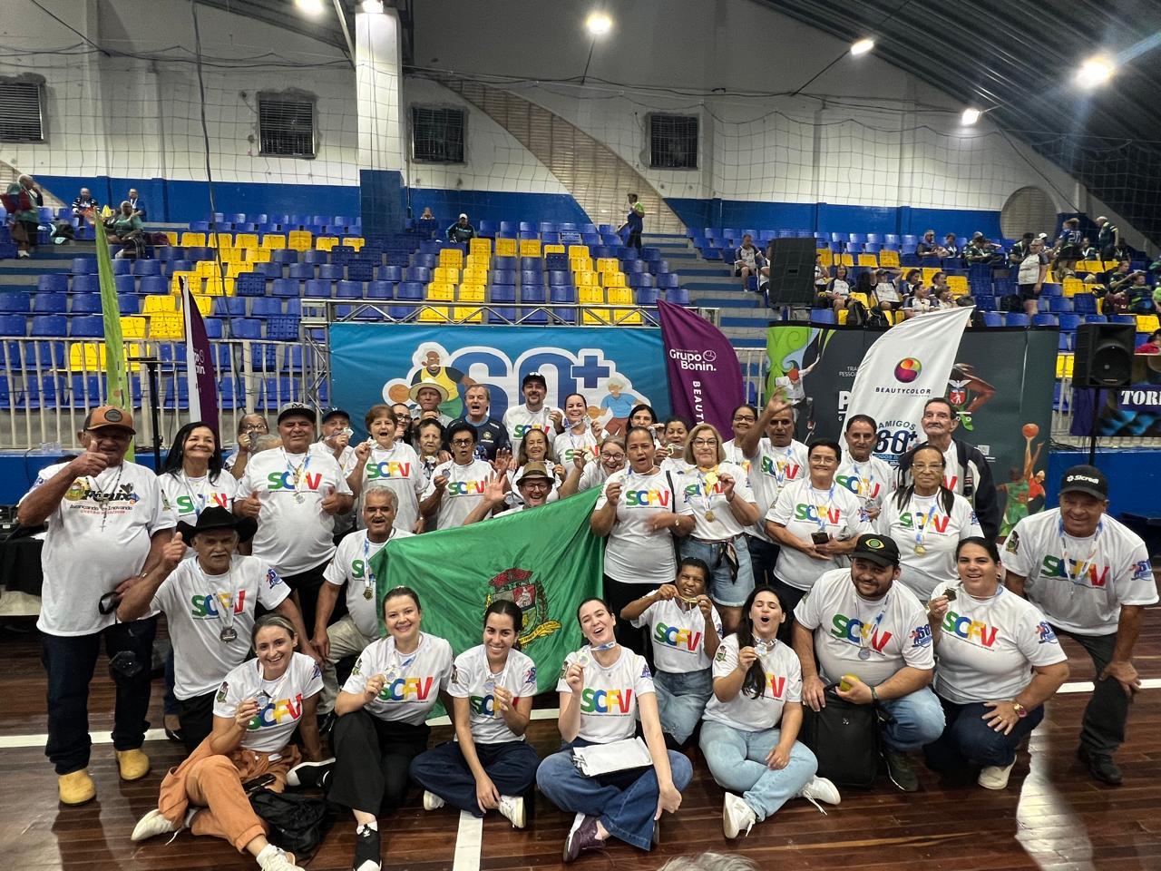 FÊNIX: Grupo da Melhor Idade conquistou medalha de ouro nos Jogos 60+ do Paraná, nesta semana