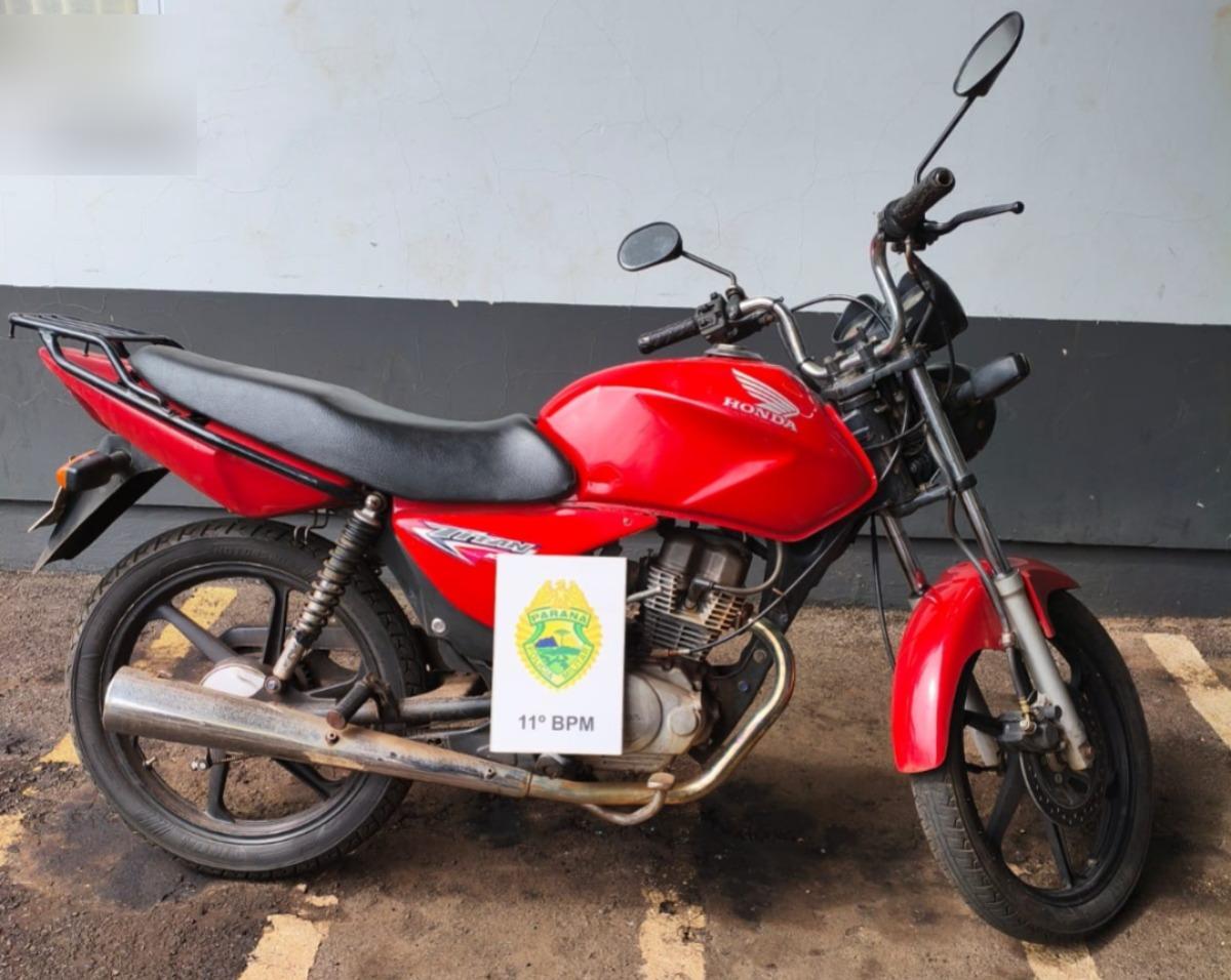 CAMPO MOURÃO: PM recupera duas motos e encaminha dois homens à delegacia