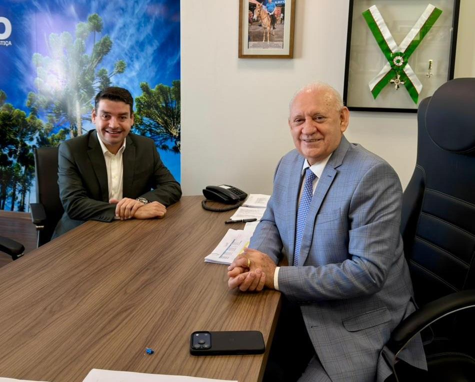 ENGENHEIRO BELTRÃO: prefeito vai a Curitiba para agilizar R$ 80 milhões em investimentos com apoio de Traiano; deputado sabe o peso de Garbim nas eleições deste ano