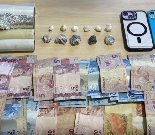 IRETAMA: Jovem de 24 anos é preso por tráfico de drogas em ação conjunta da Polícia Civil e Militar