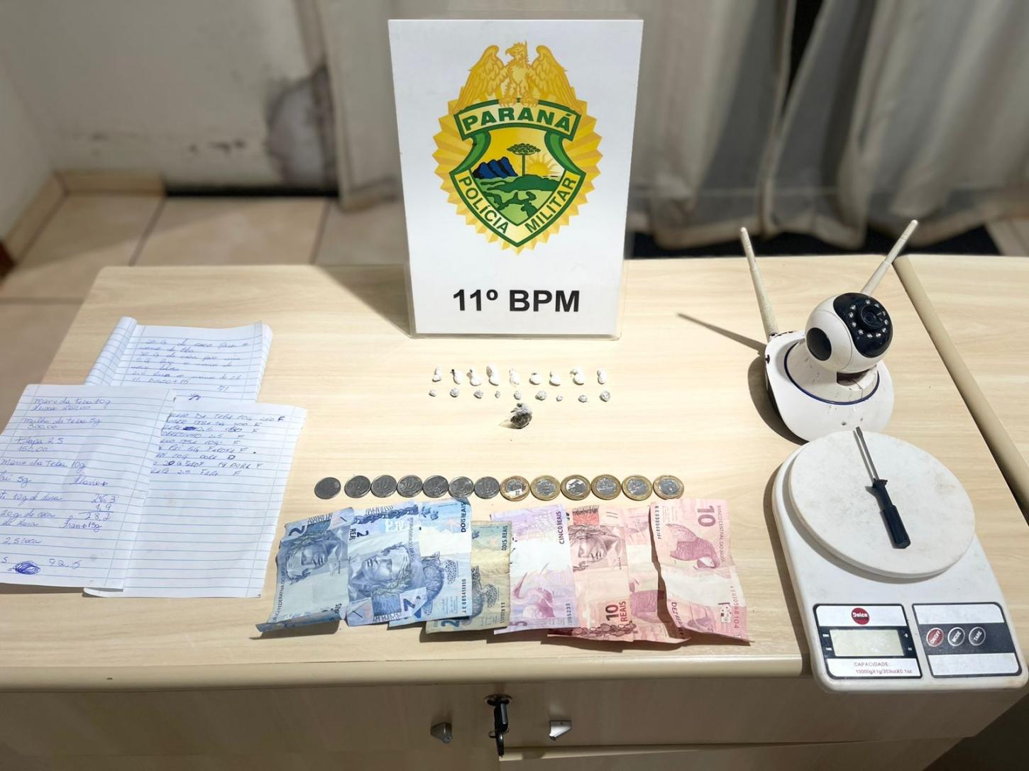 IRETAMA: PM apreende drogas e motocicleta furtada em residência no centro da cidade