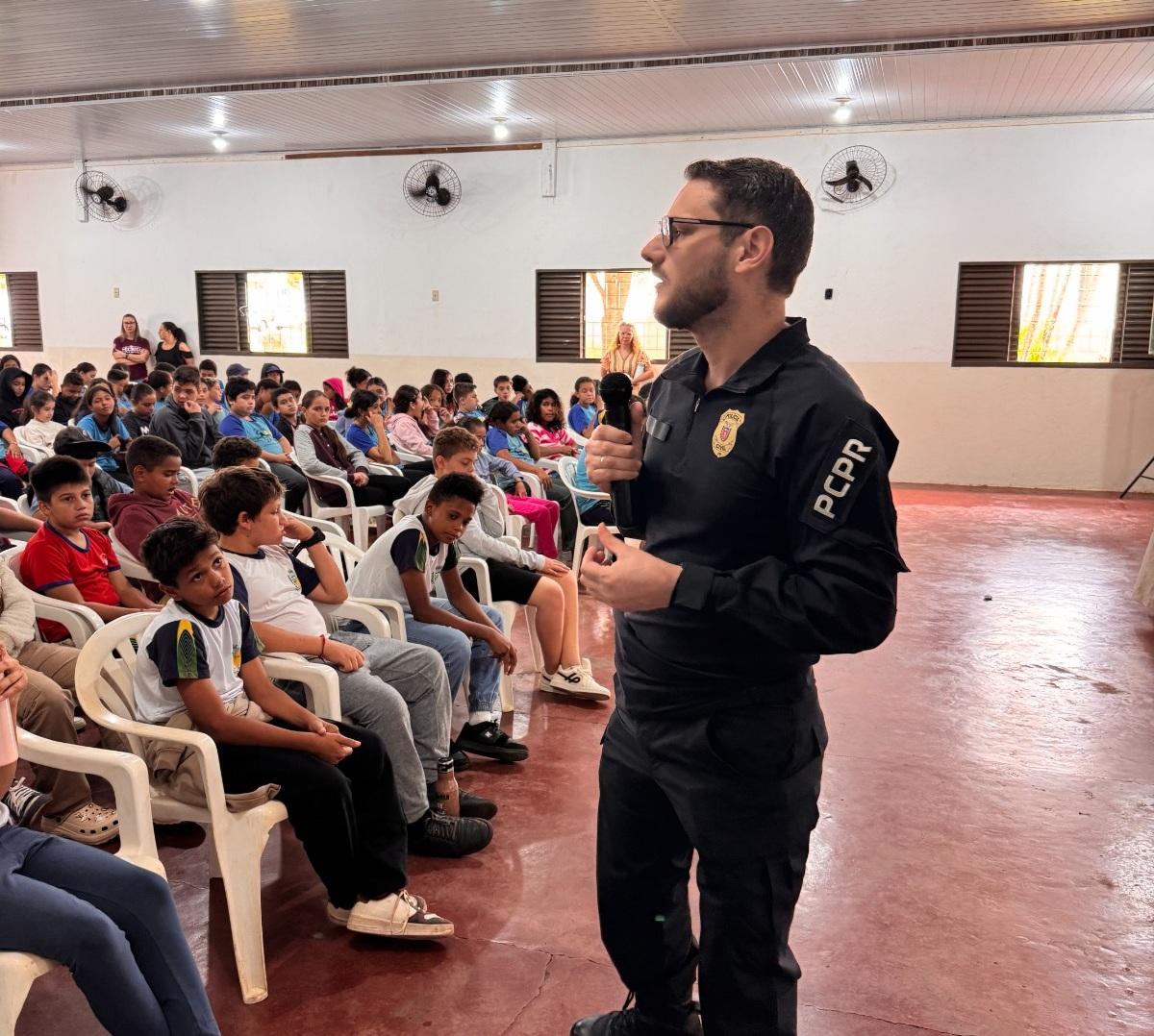 Quinta do Sol promove palestra sobre combate ao bullying e violência nas escolas