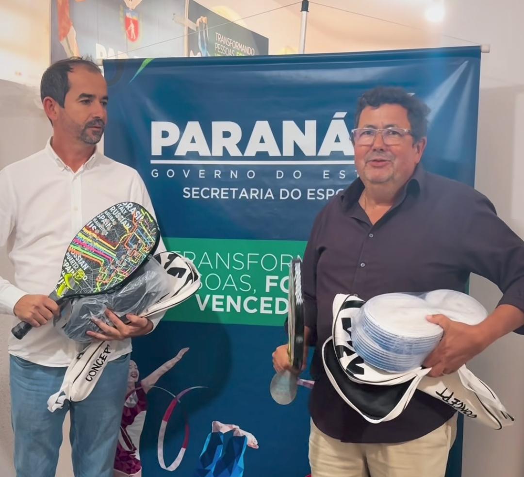 BARBOSA FERRAZ: beach tênis cresce no município e parceria garante kit gratuito para prática da modalidade