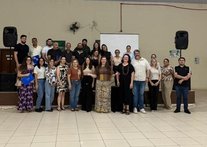 BARBOSA FERRAZ: Prefeitura promove workshop com apoio do Sebrae para fortalecer liderança e qualificação de servidores