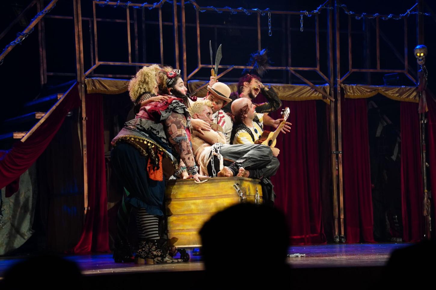 CAMPO MOURÃO: espetáculo “Frankenstein Circo” será apresentado com entrada gratuita no Teatro Municipal, dia 20 de maio